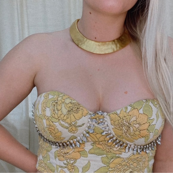 Vintage Givenchy Hammered Gold Tone Collar Necklace - Picture 2 of 5